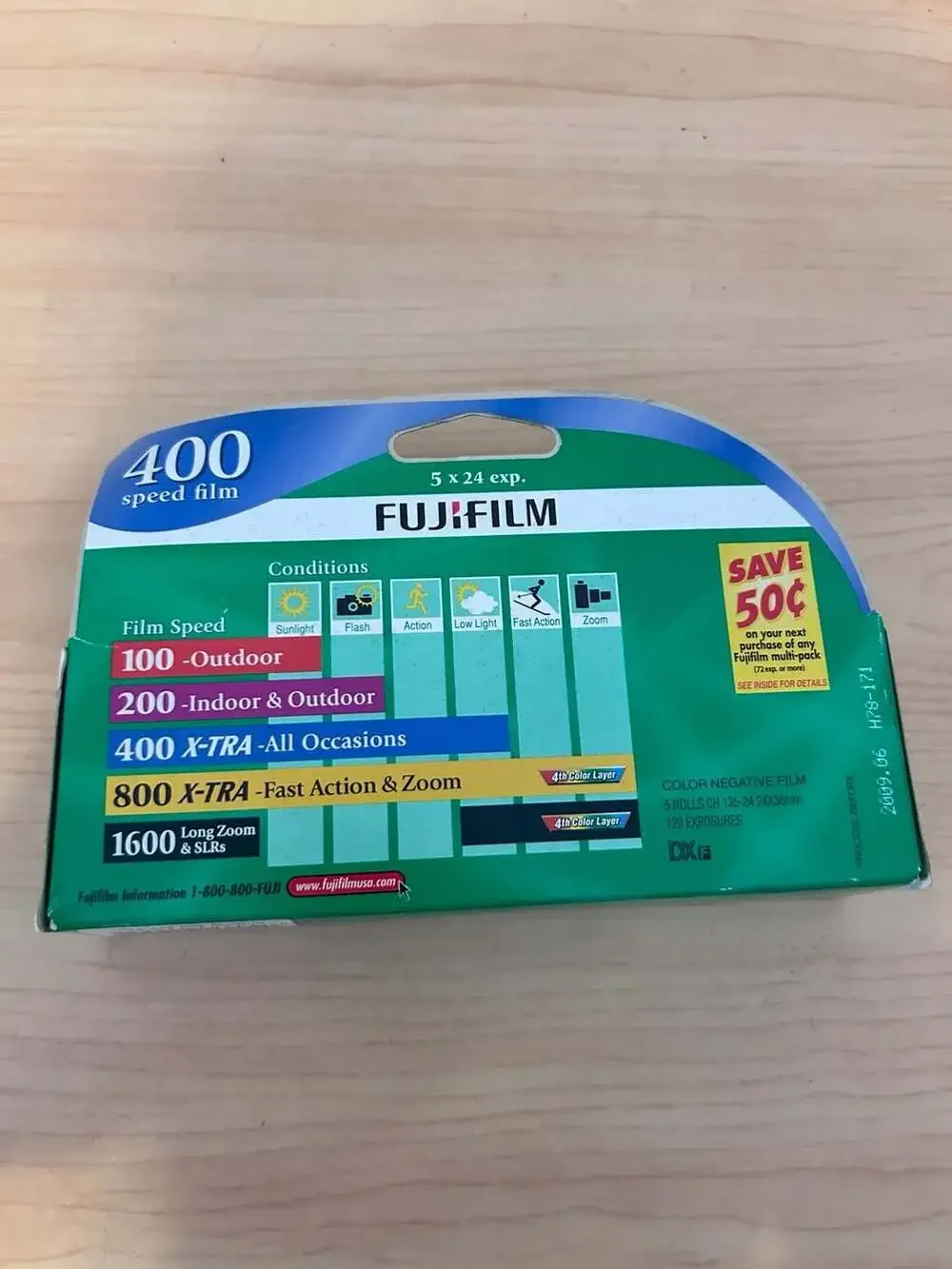 Fujifilm Superia X-TRA 400 35mm Color Film 4+1 Bonus Roll Pack, 5 x 24 Exposures